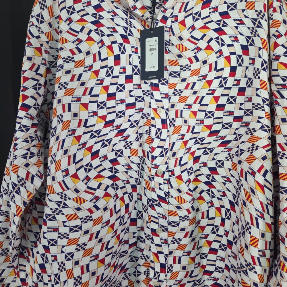 NWT Tommy Jeans Shirt Mens Small White Archive Flag Print Skate Fit Skateboard - Picture 2 of 7